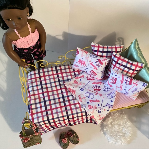 Reversible 6 piece soft minky doll bedding set - Picture 3 of 10